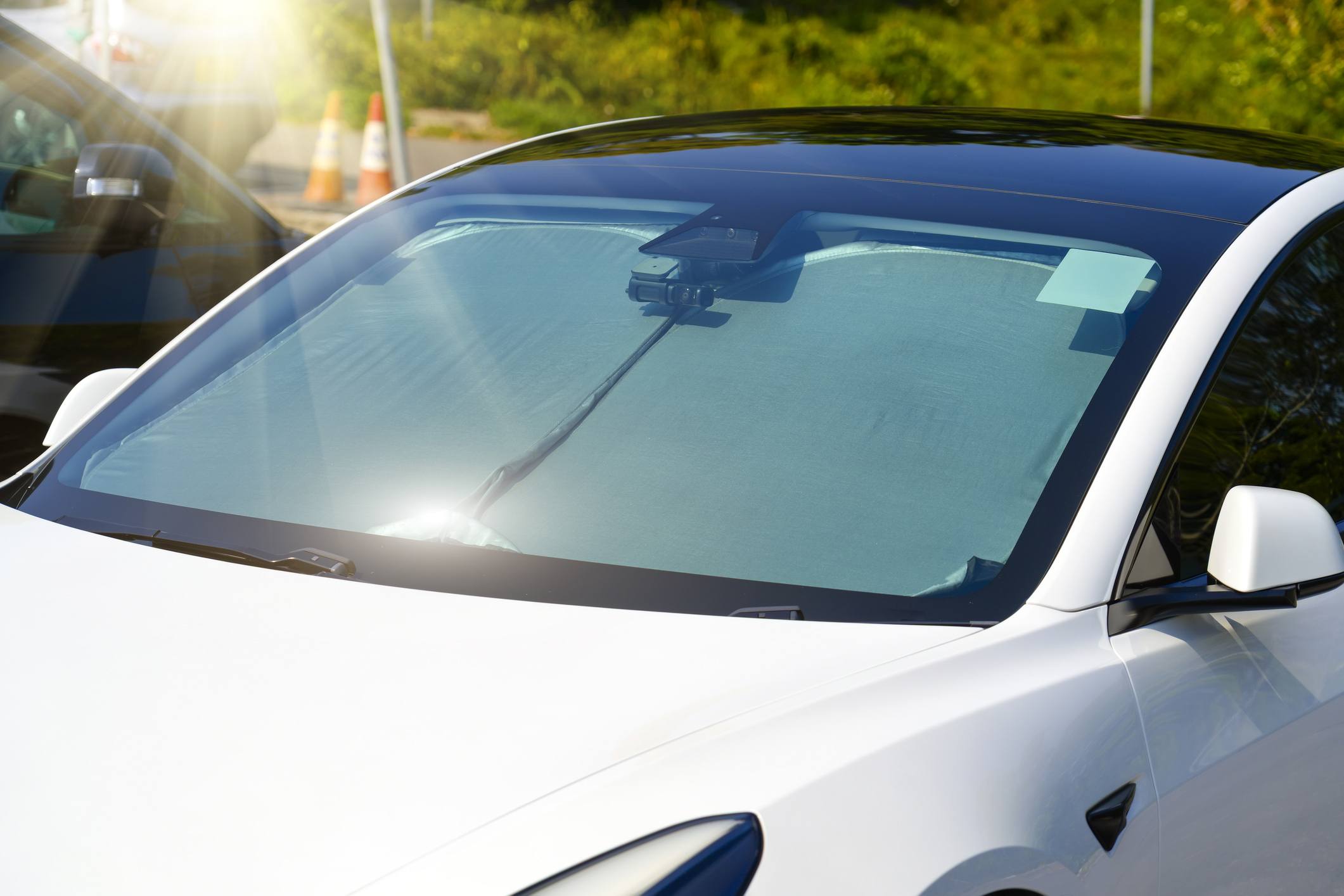 Simple Ways to Protect Your Windshield in Summer Heat